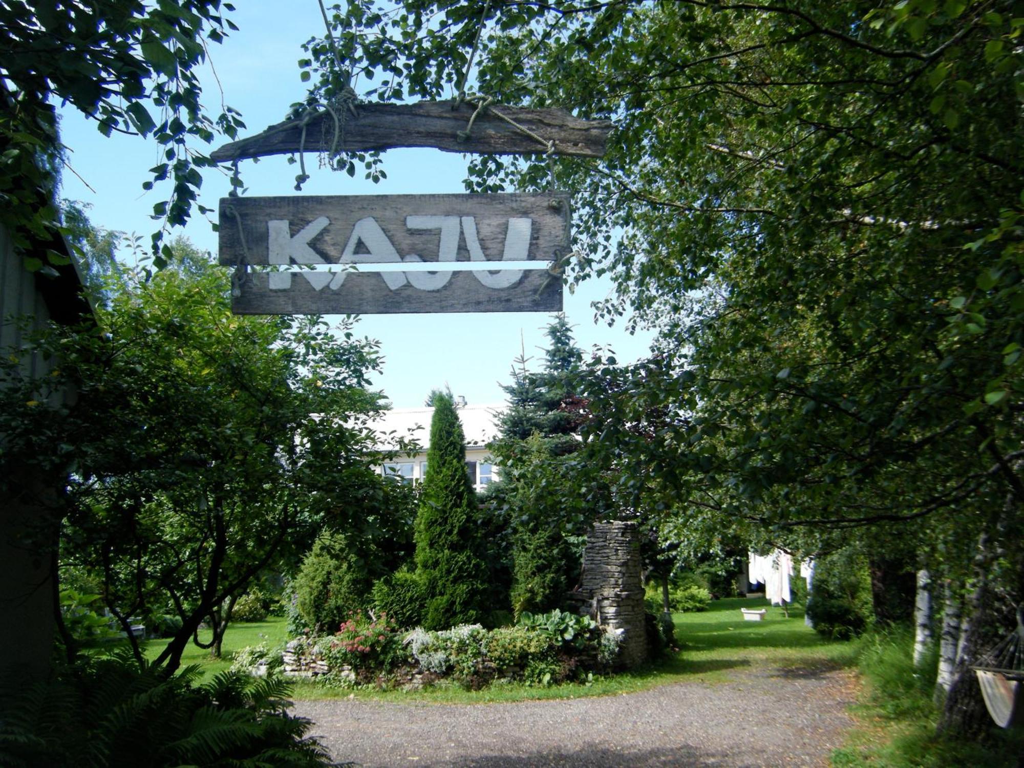 Kaju Guesthouses Nasva 외부 사진
